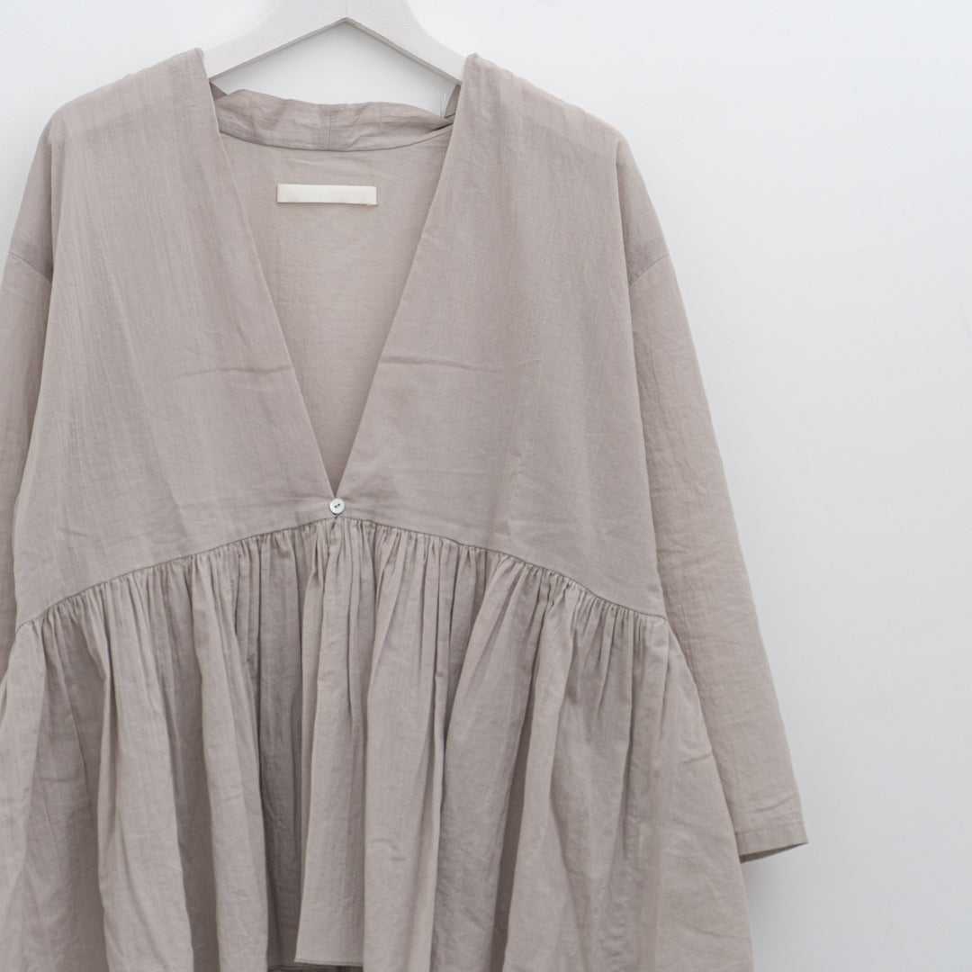 evam eva/　cotton gathered cardigan E253T020