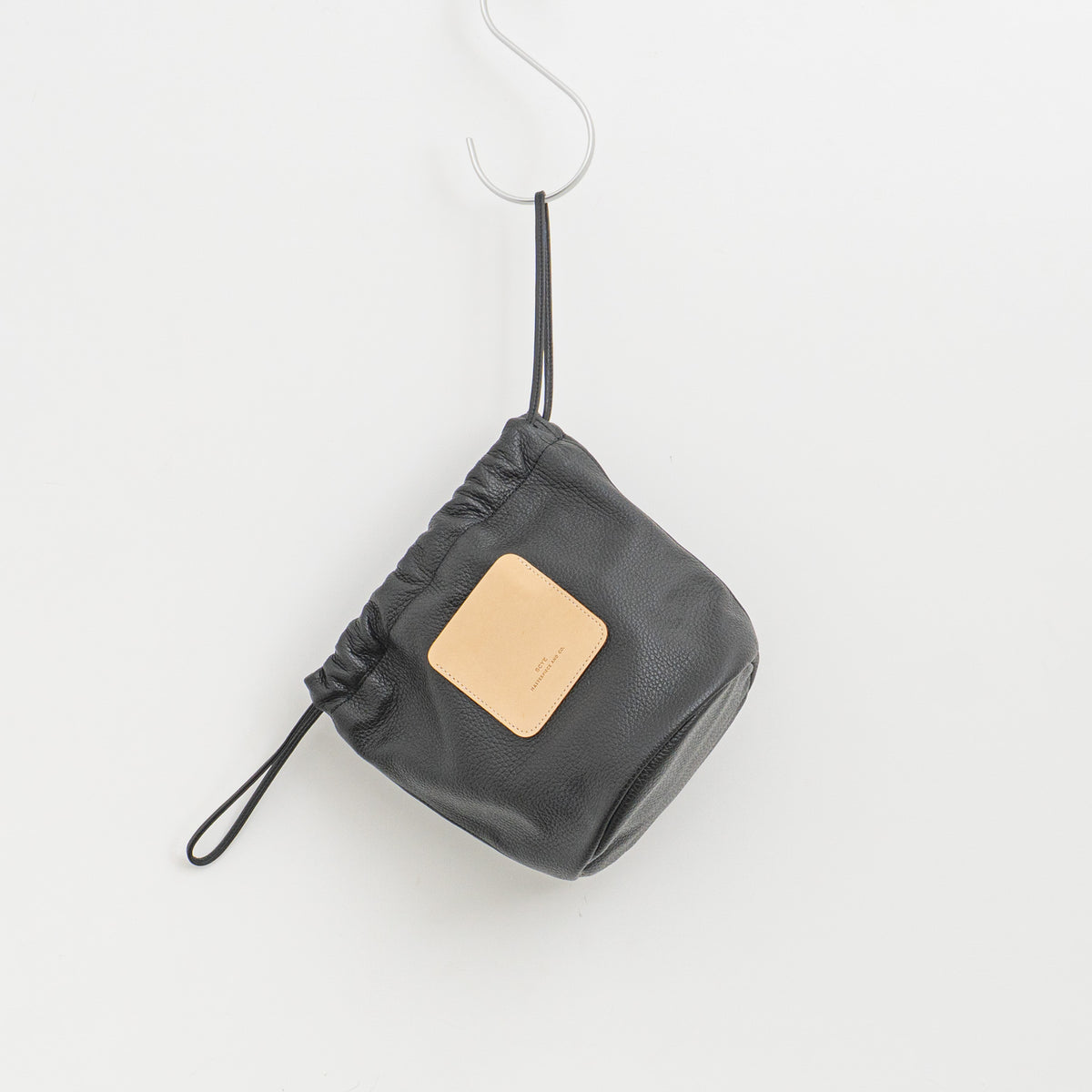 SCYE BASICS｜UNISEX　SOFT LEATHER DRAWSTRING BAG 3325-13366