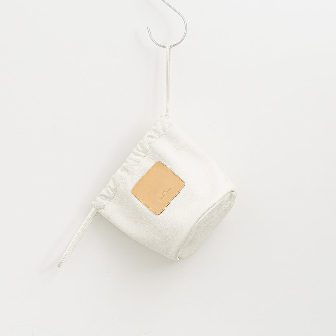 SCYE BASICS/UNISEX　SOFT LEATHER DRAWSTRING BAG 3325-13366