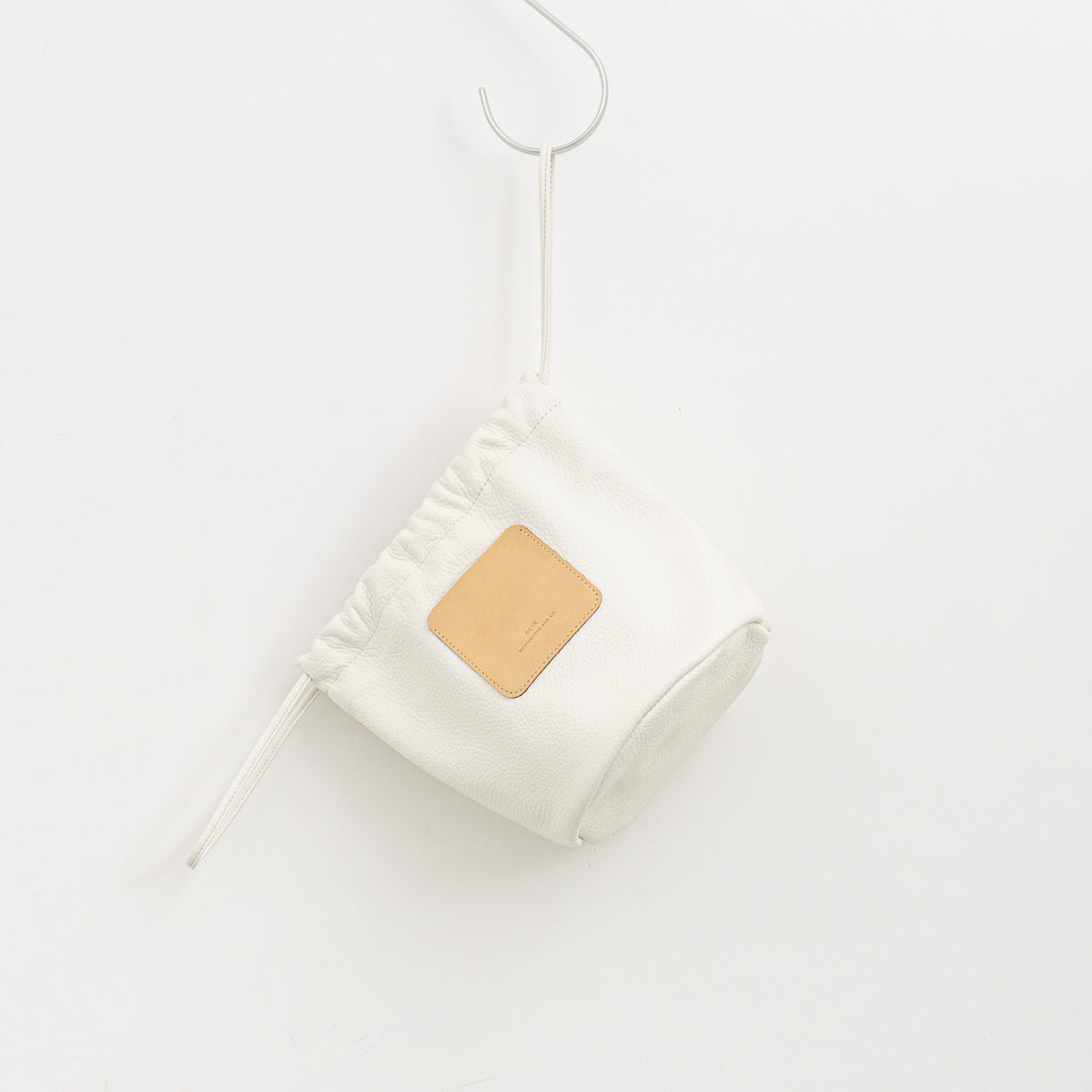 SCYE BASICS｜UNISEX　SOFT LEATHER DRAWSTRING BAG 3325-13366