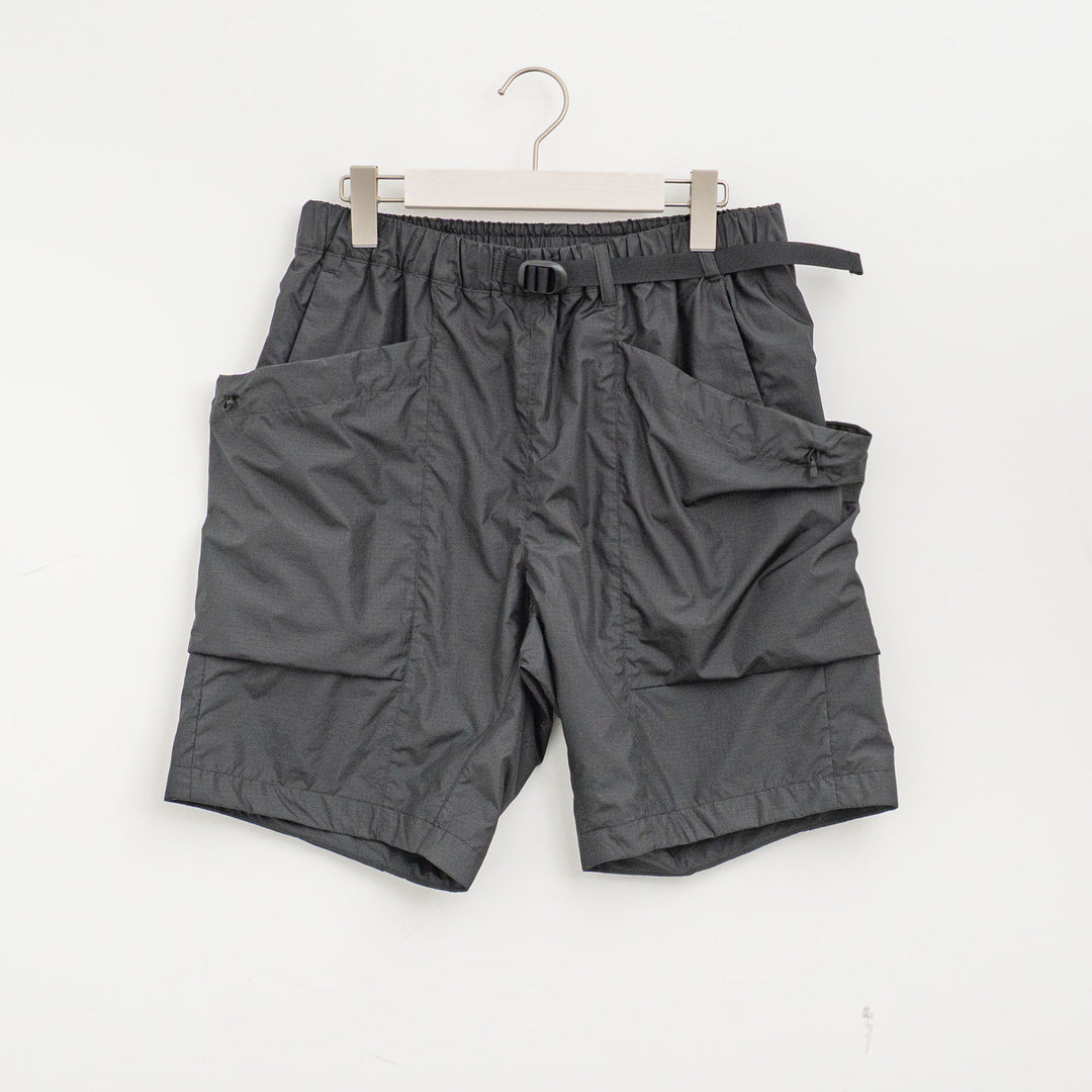 GOLDWIN/　Rip-stop Shorts