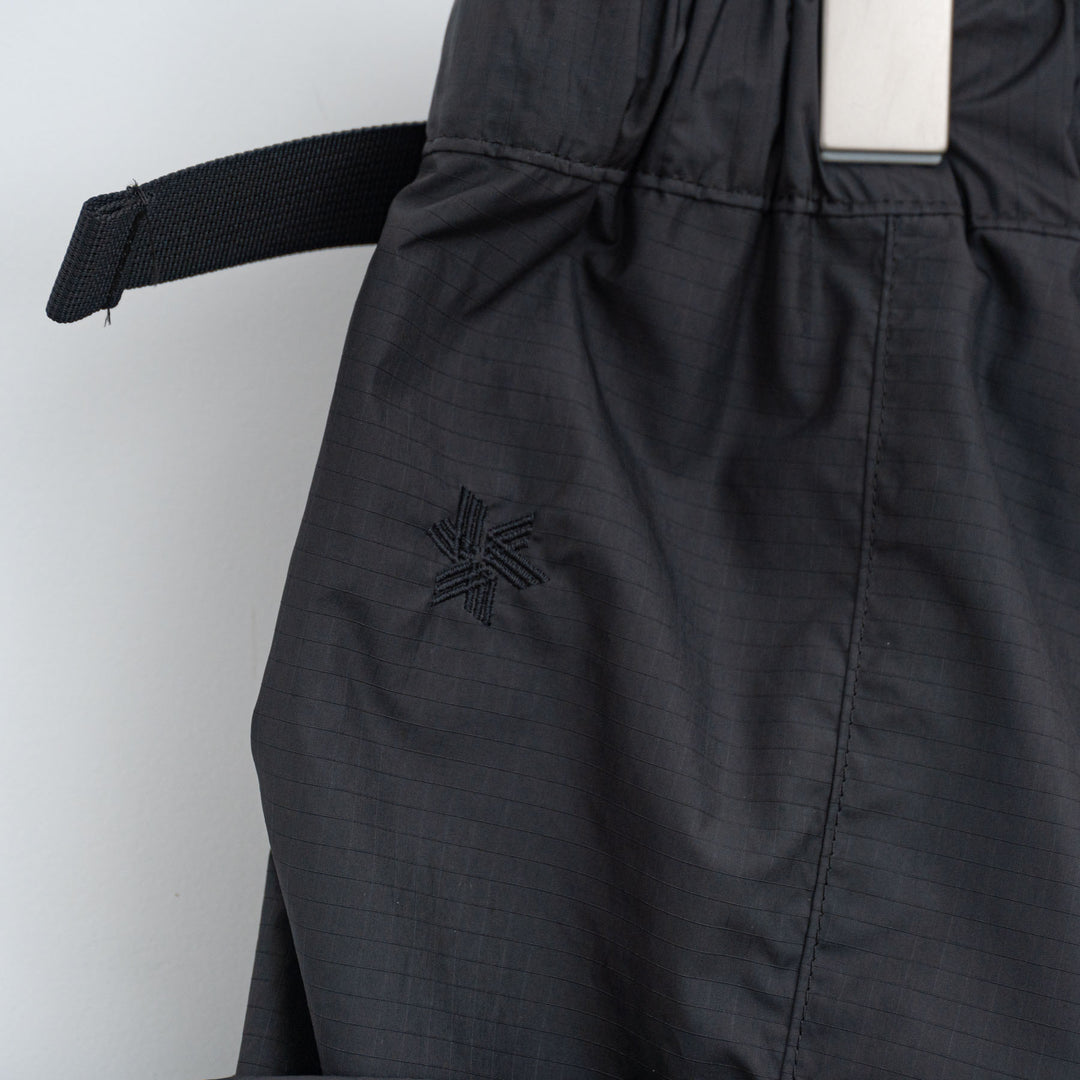 GOLDWIN/　Rip-stop Shorts