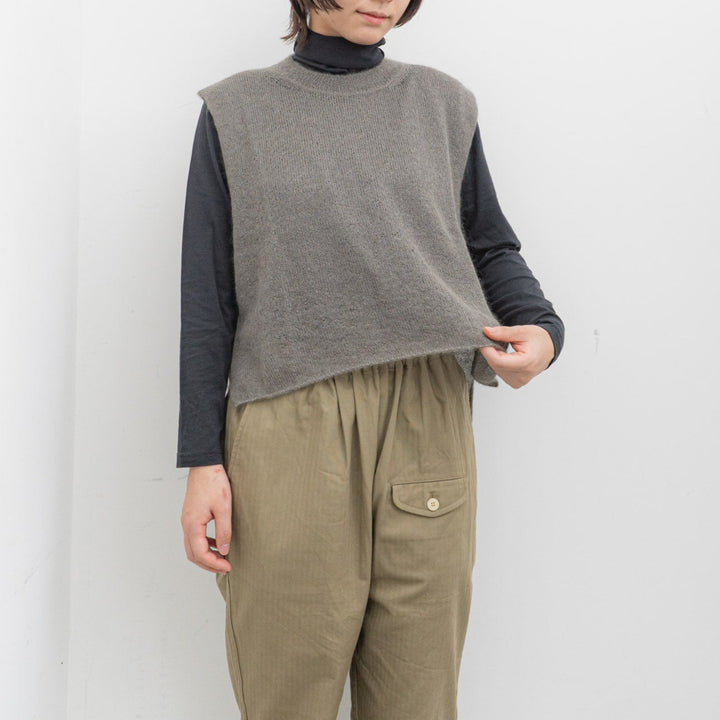 evam eva/　cut&sew turtleneck E253C028