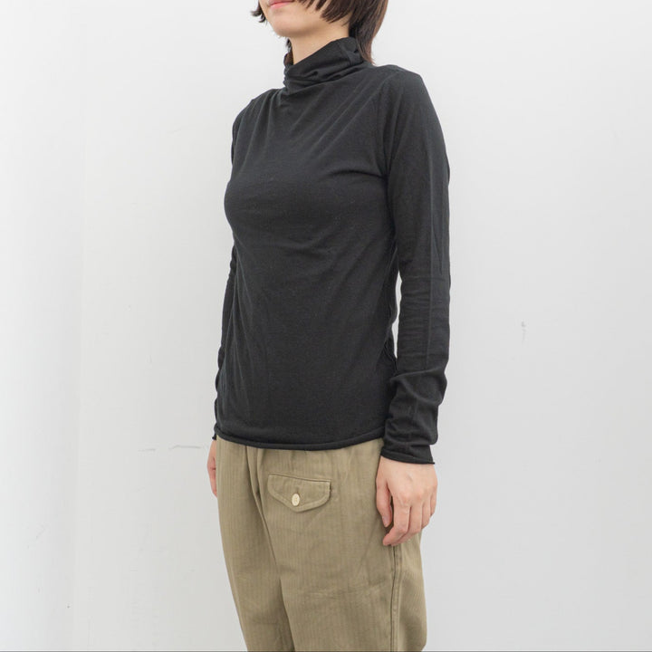 evam eva/　cotton cut&sew turtleneck pullover V002C029