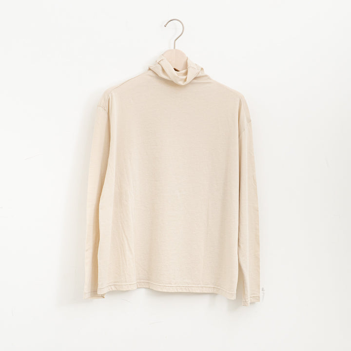 evam eva/　cut&sew turtleneck E253C028