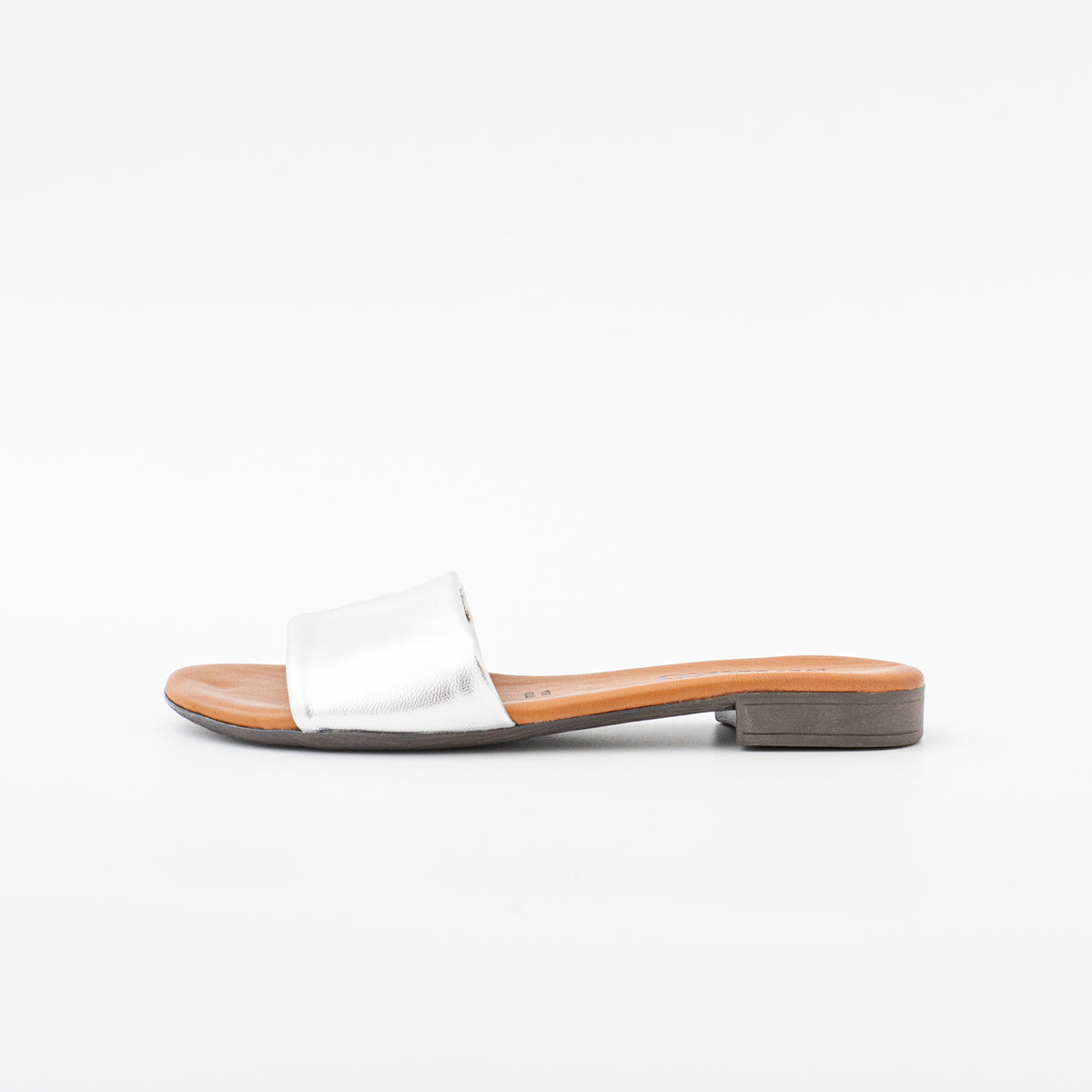 MARKO｜Leather Flat Sandal