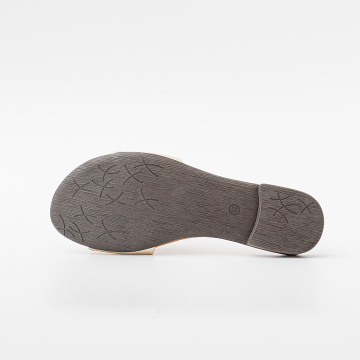 MARKO/　Leather Flat Sandal