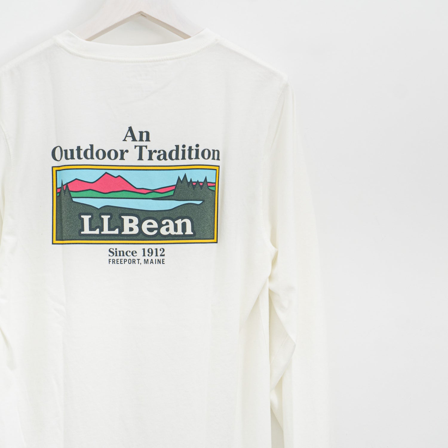 LL Bean｜Japan Fit Carefree Unshrinkable Tees, Long-Sleeve Graphic