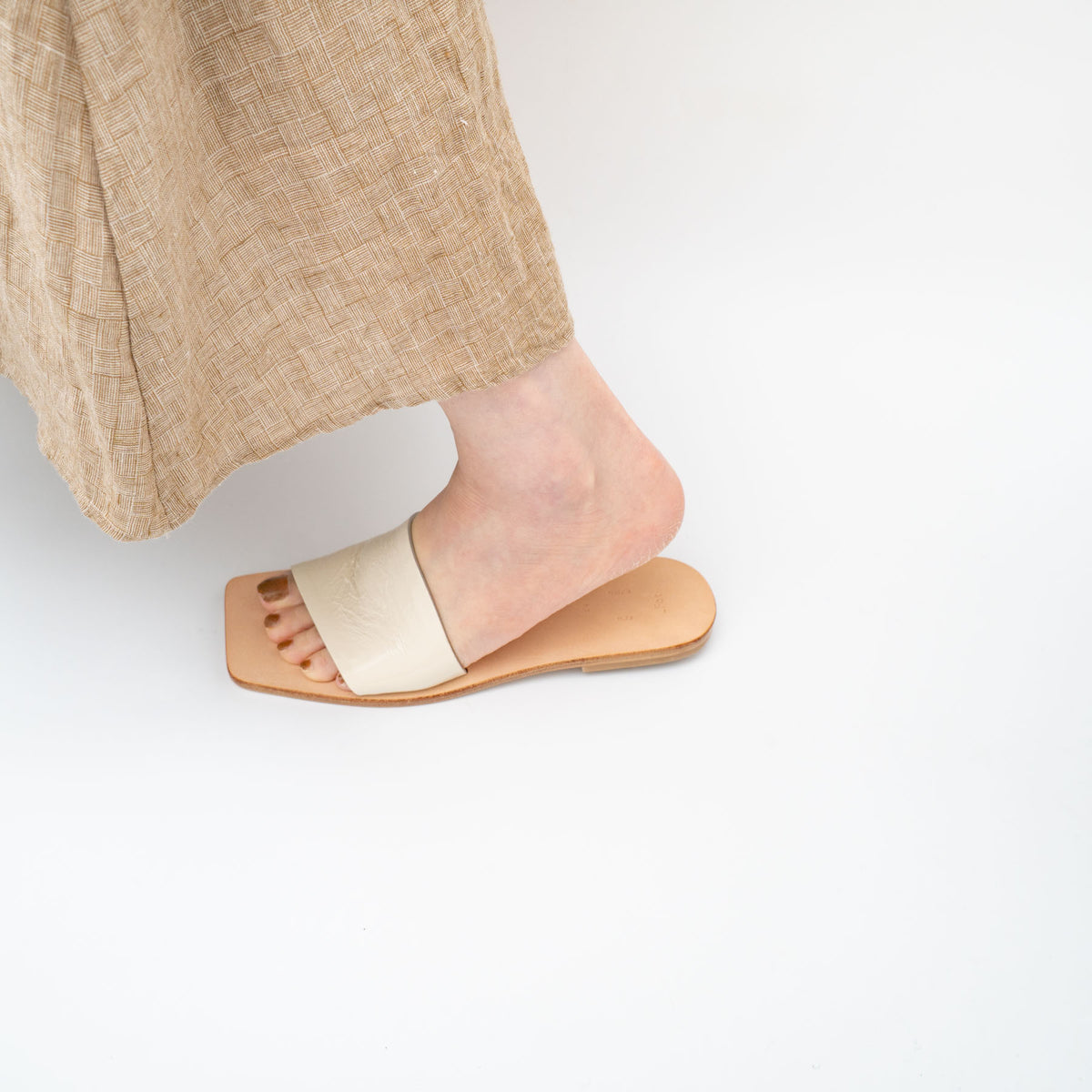 _Fot｜patent sandals 1403s
