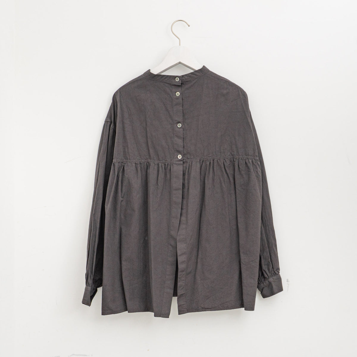 holk｜back button blouse 036