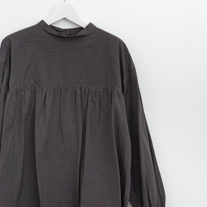 holk/　back button blouse 036
