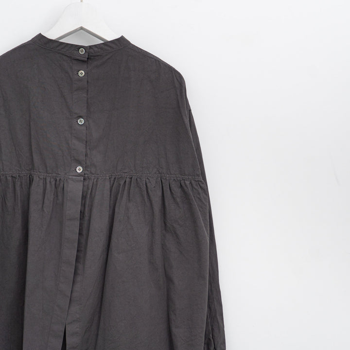 holk/　back button blouse 036