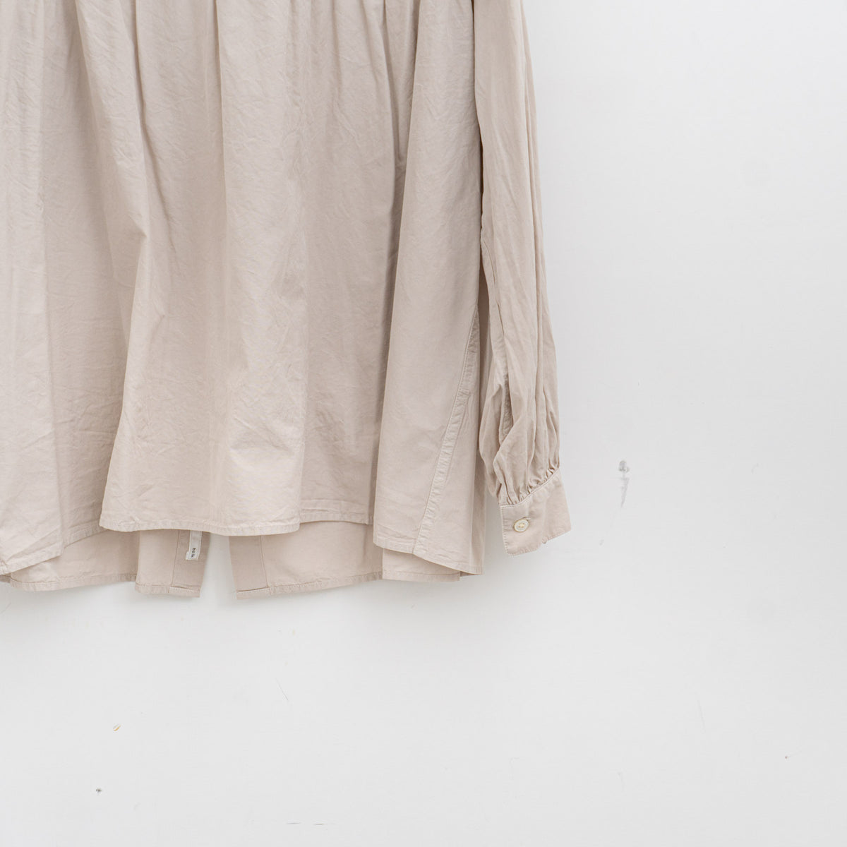 holk｜back button blouse 036
