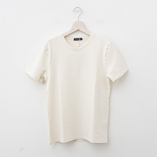 SASAWASHI｜UNISEX　Tシャツ（オフホワイト）