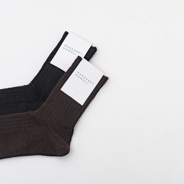 MARGARET HOWELL /WOMEN　LINEN RIB SOCKS 5785179007