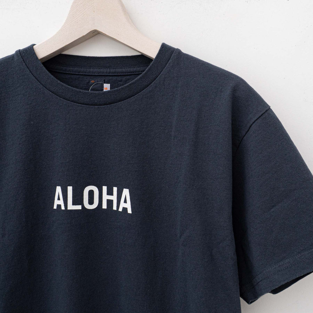 SUNSHINE+CLOUD/UNISEX　grown in the sun Tシャツ ALOHA-MAHALO