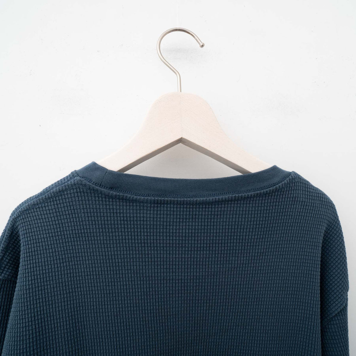 THE INOUE BROTHERS...｜UNISEX　Basic Waffle Crew Neck