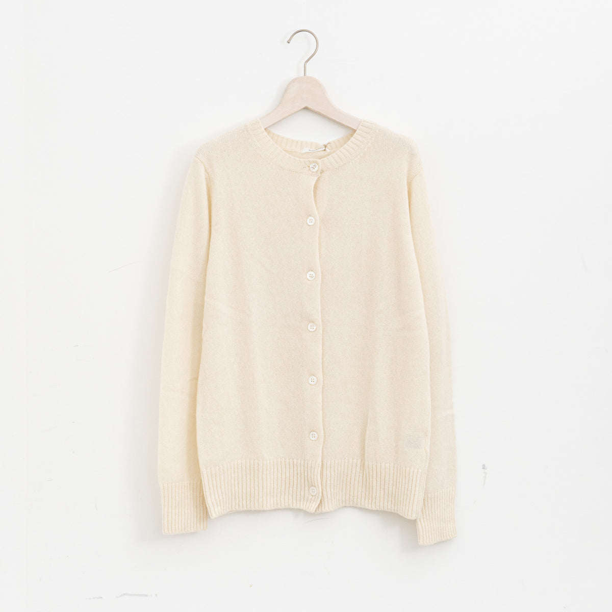 ANSPINNEN｜カシミヤ　クルーカーディガン ANS-WK00100（01.off white）