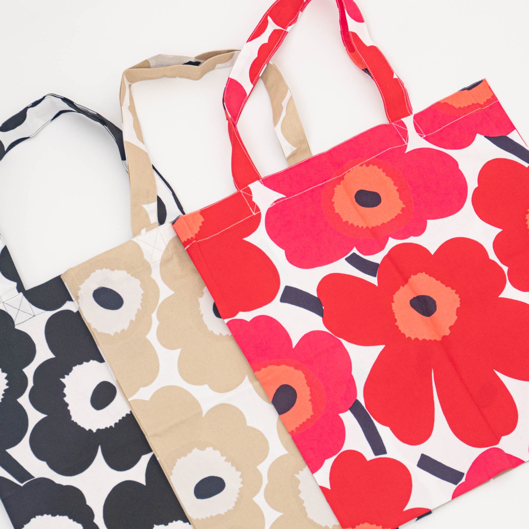 marimekko｜Pieni Unikko ファブリックバッグ 52169-4-67572 52209-4