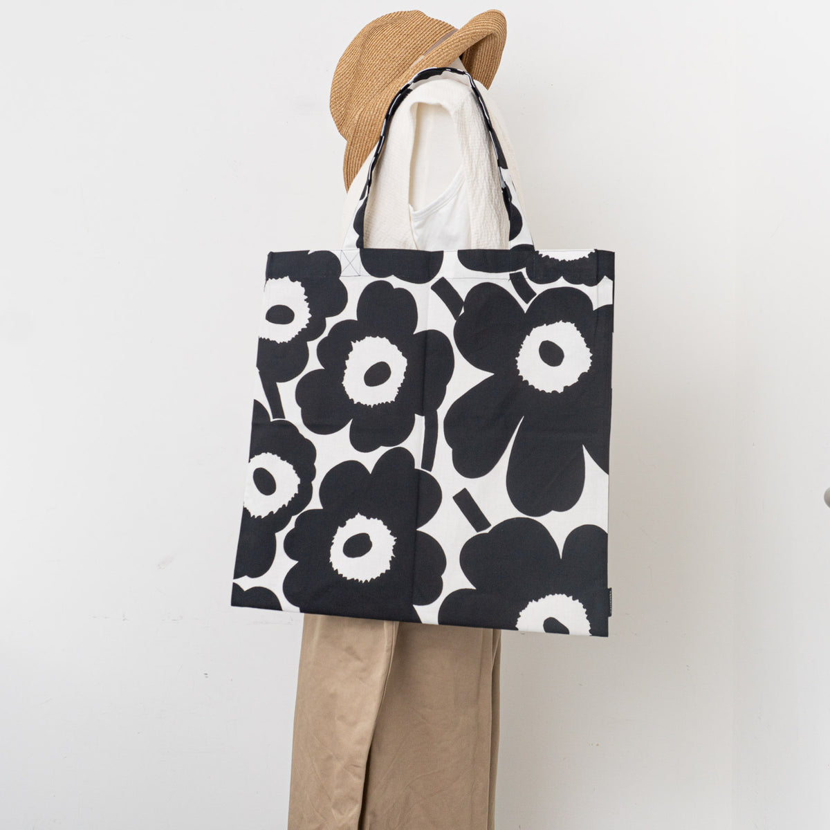 marimekko｜Pieni Unikko ファブリックバッグ　52169-4-67572　52209-4-69915