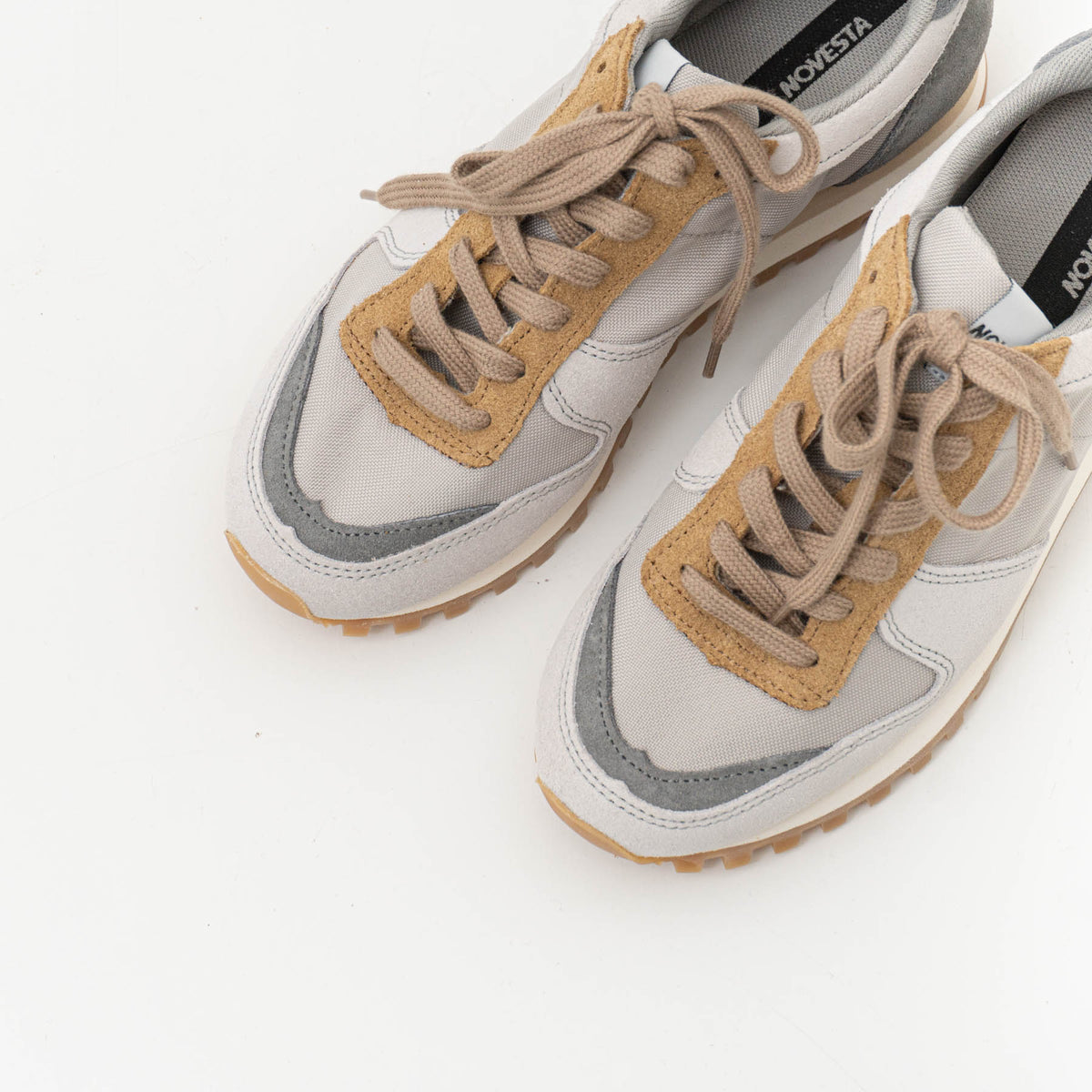 NOVESTA｜UNISEX　MARATHON TRAIL ASH/PEARL