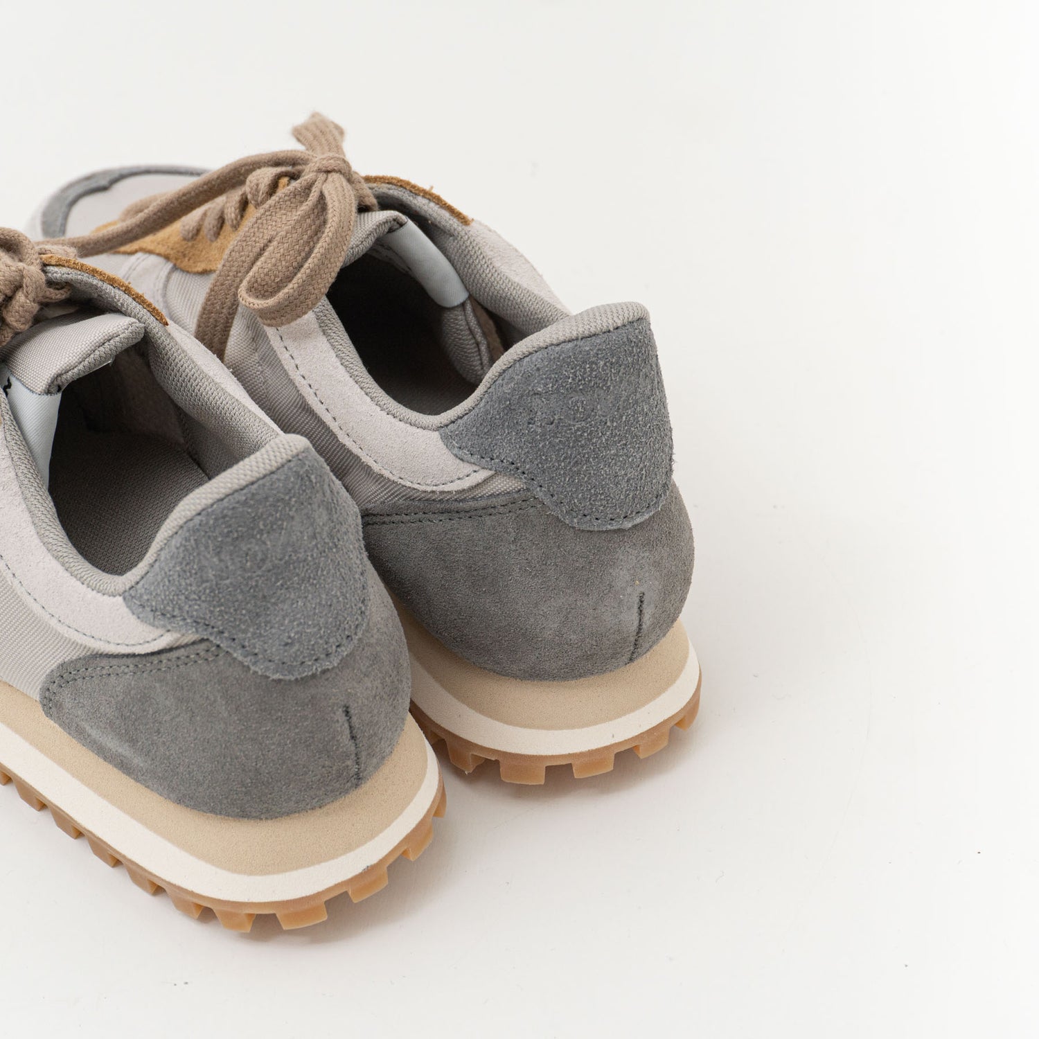 NOVESTA｜UNISEX　MARATHON TRAIL ASH/PEARL