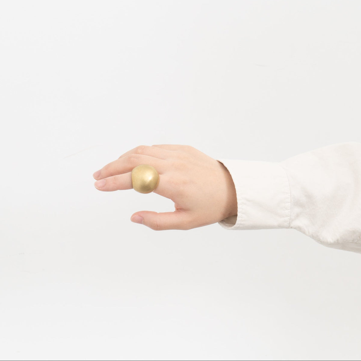 _Fot｜ball sculpture ring brass