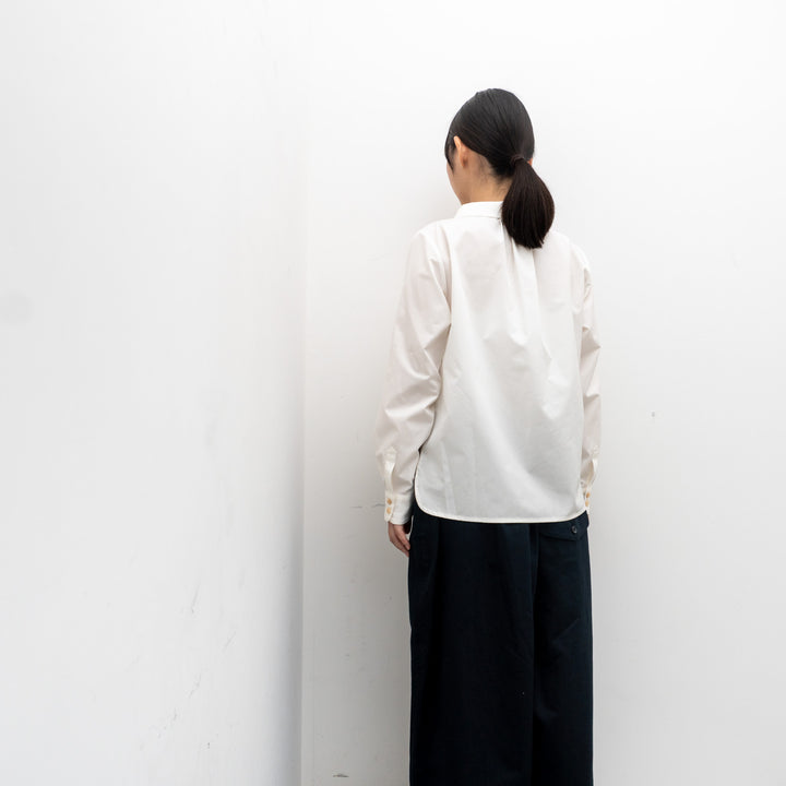 atelier naruse /WOMEN　cotton stand-off collar blouse na-f02050_A