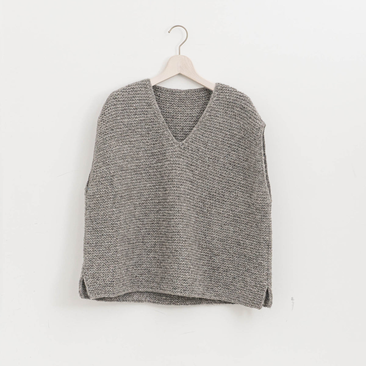ゴーシュ｜アルパカウールハンドニット ベスト  G254-K001（grey）