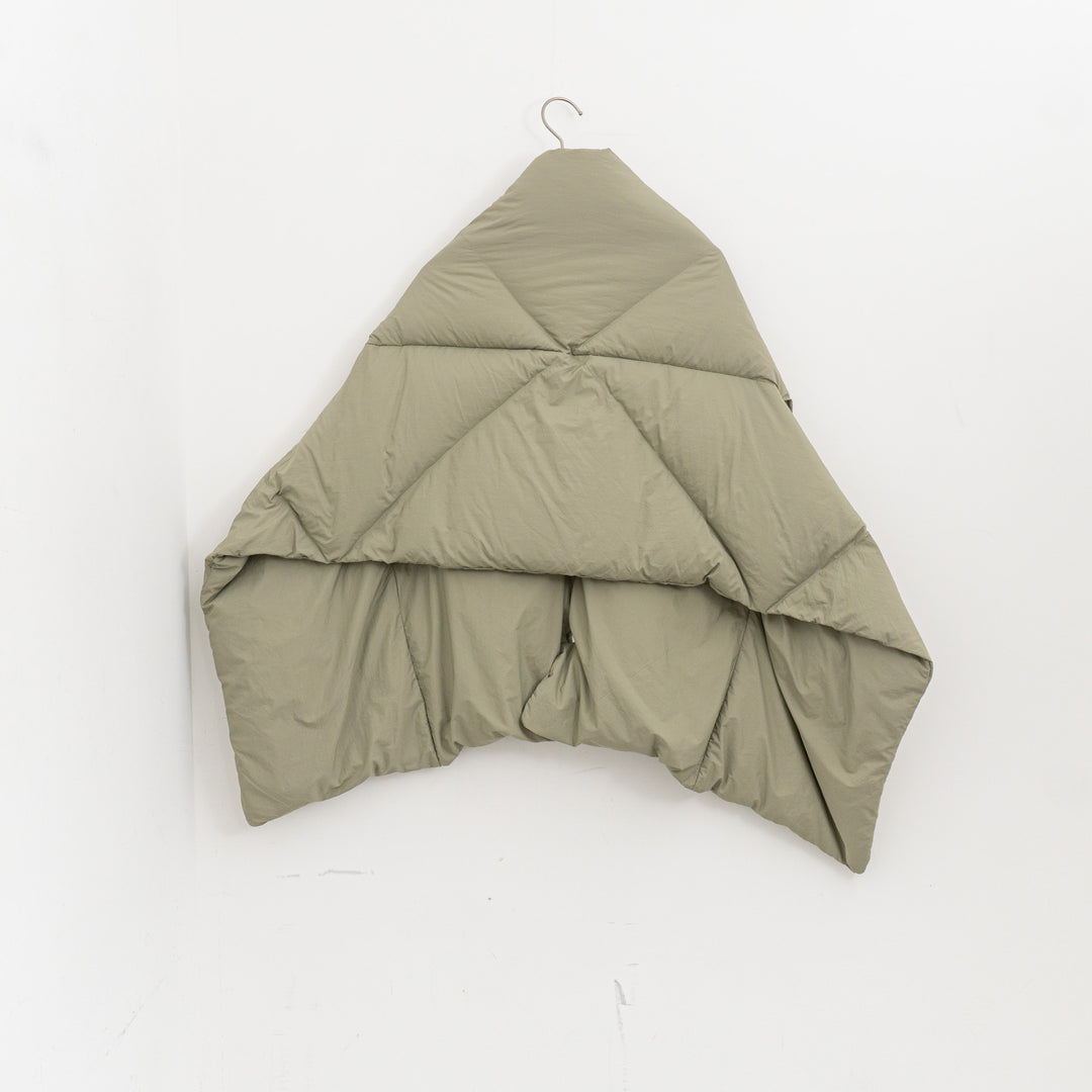 miffew/UNISEX　REVERSIBLE DOWN CAPE EFW25WAC5349