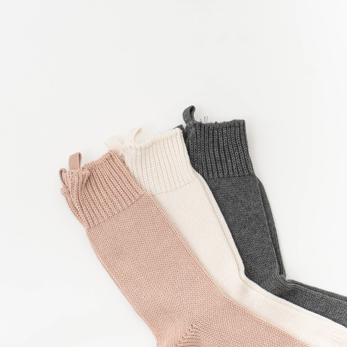 MARGARET HOWELL｜COTTON CASHMERE SOCKS　5895279204-suomi