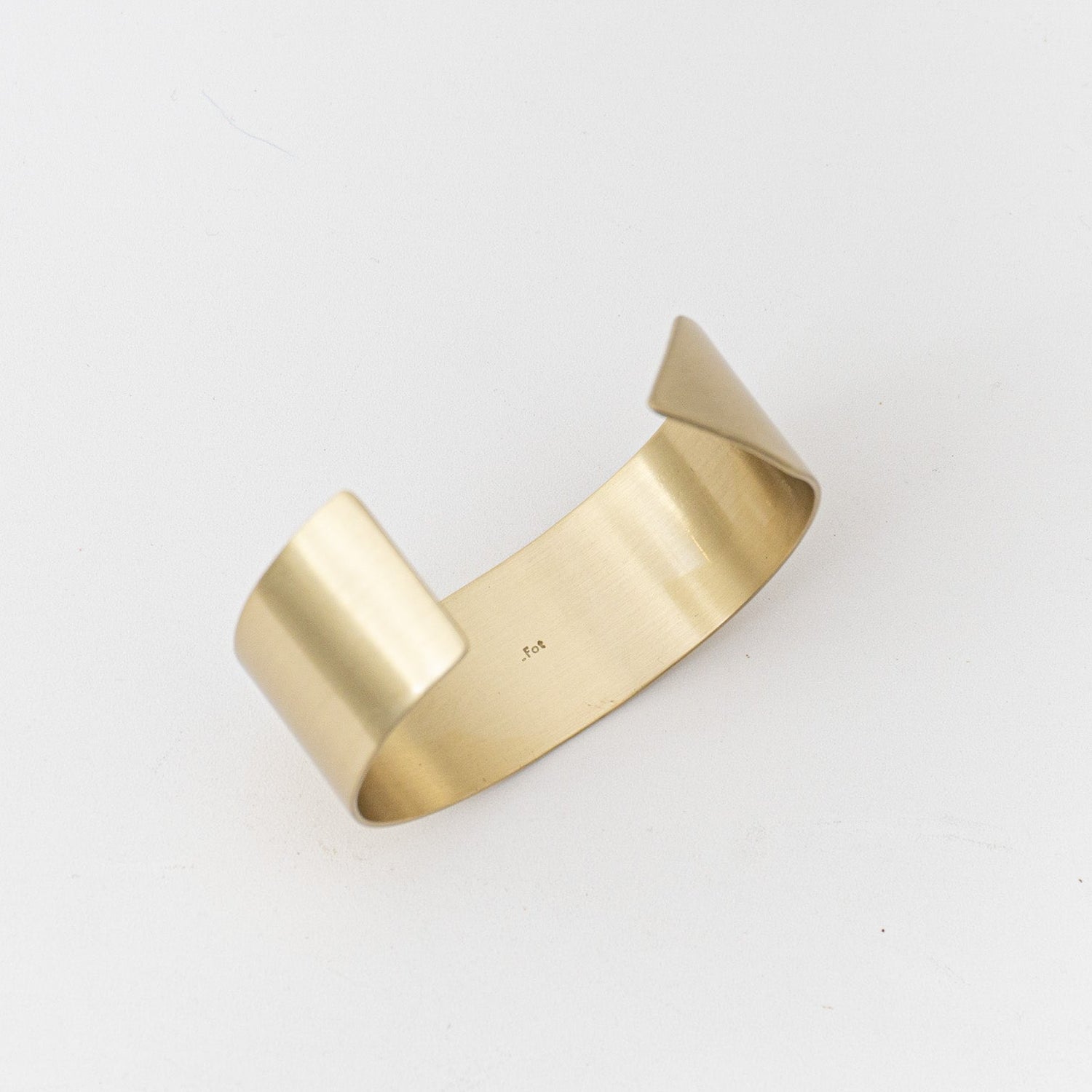 _Fot｜plate bangle 20mm - triangle 20mm brass