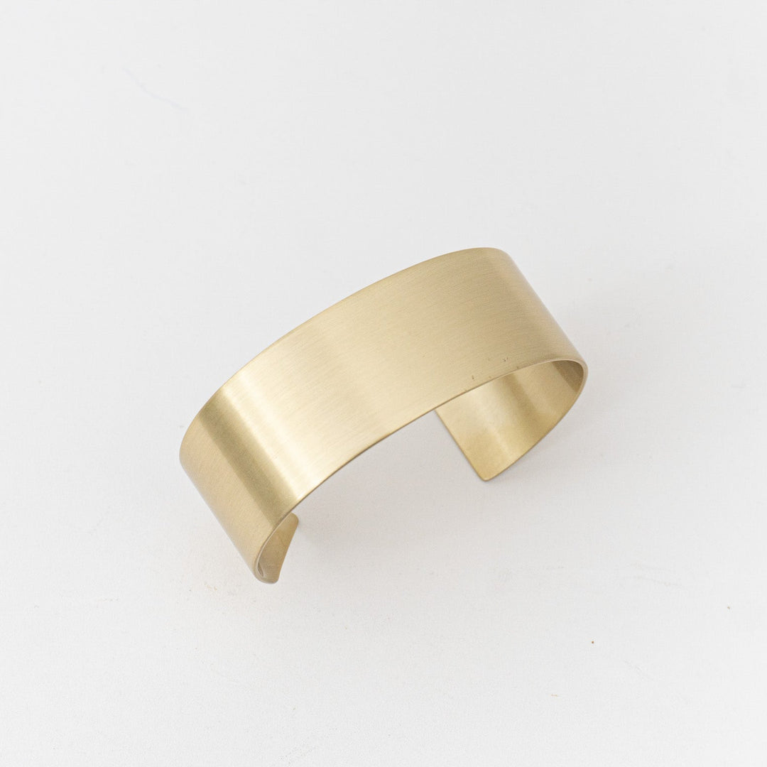 _Fot/　plate bangle 20mm - triangle 20mm brass