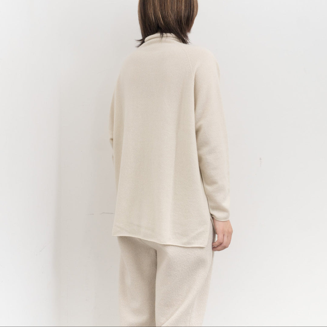 evam eva/　cashmere turtleneck E253K133