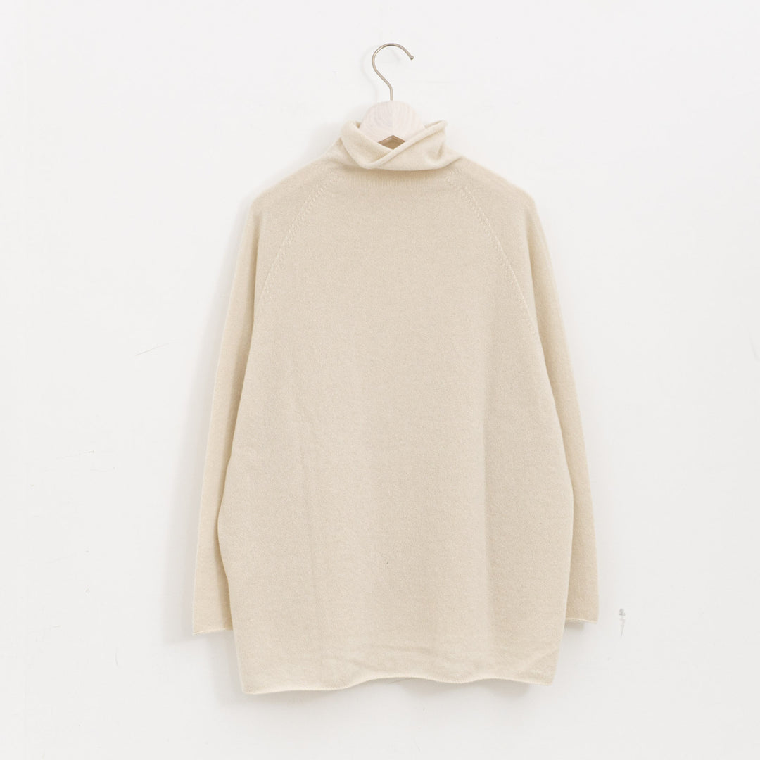 evam eva/　cashmere turtleneck E253K133
