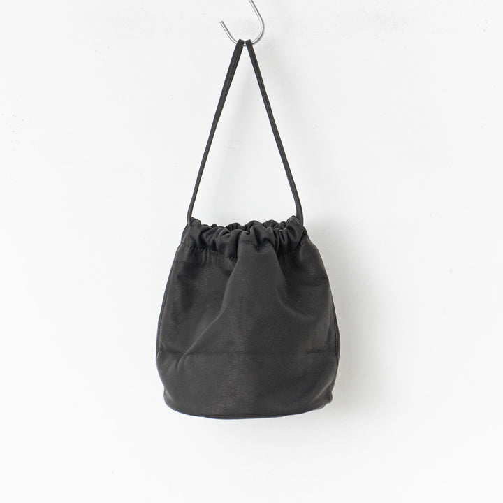 SCYE BASICS/UNISEX　SOFT LEATHER DRAWSTRING BAG 3324-13320,3325-11320