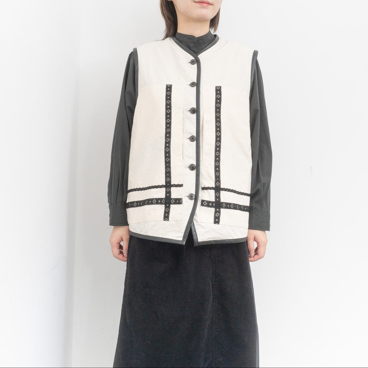 ASEEDONCLÖUD｜WOMEN　Reversible uniform vest 252701