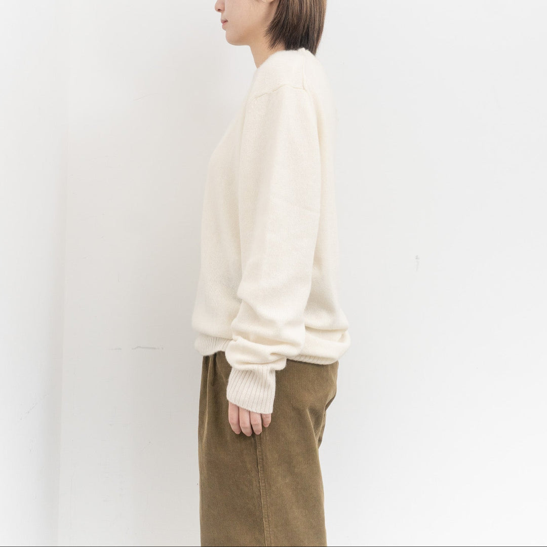 ANSPINNEN/　カシミヤクルーネックセーター col.off white　ANS-UK0071