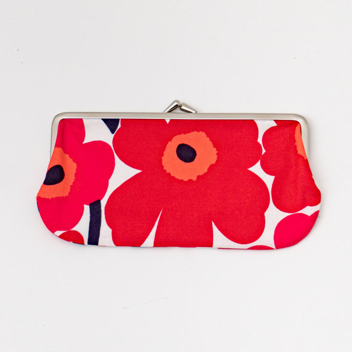 marimekko/　Mini Unikko Silmalasikukkaro がま口ポーチ 52631-3-1535