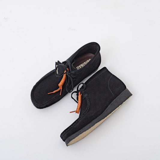 CLARKS ORIGINALS｜MEN　Wallabee boot col.black suede-suomi
