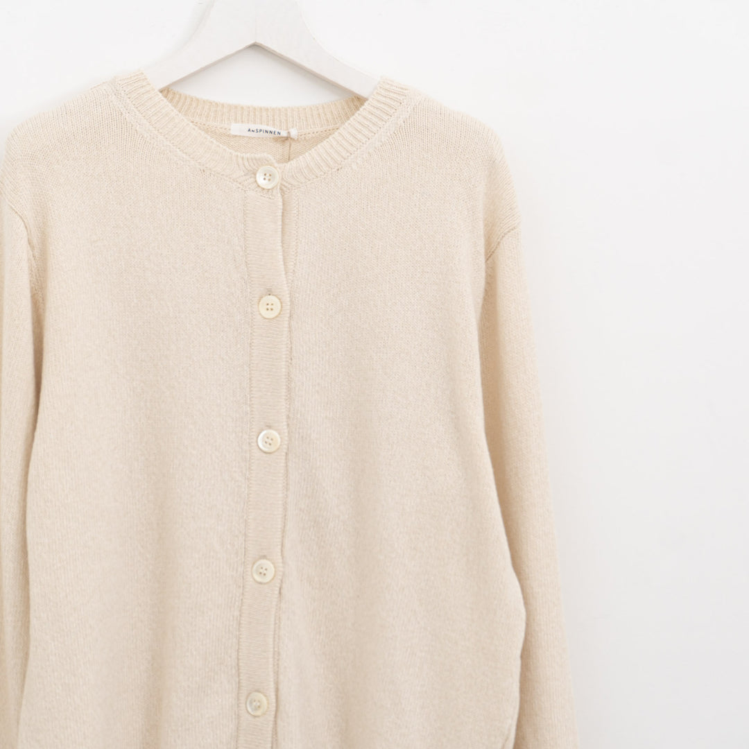ANSPINNEN/　コットンカシミヤクルーネックカーディガン col.ivory　ANS-WK0099