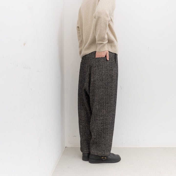 atelier naruse /WOMEN　shetland wool linen tuck wide pants na-f05113