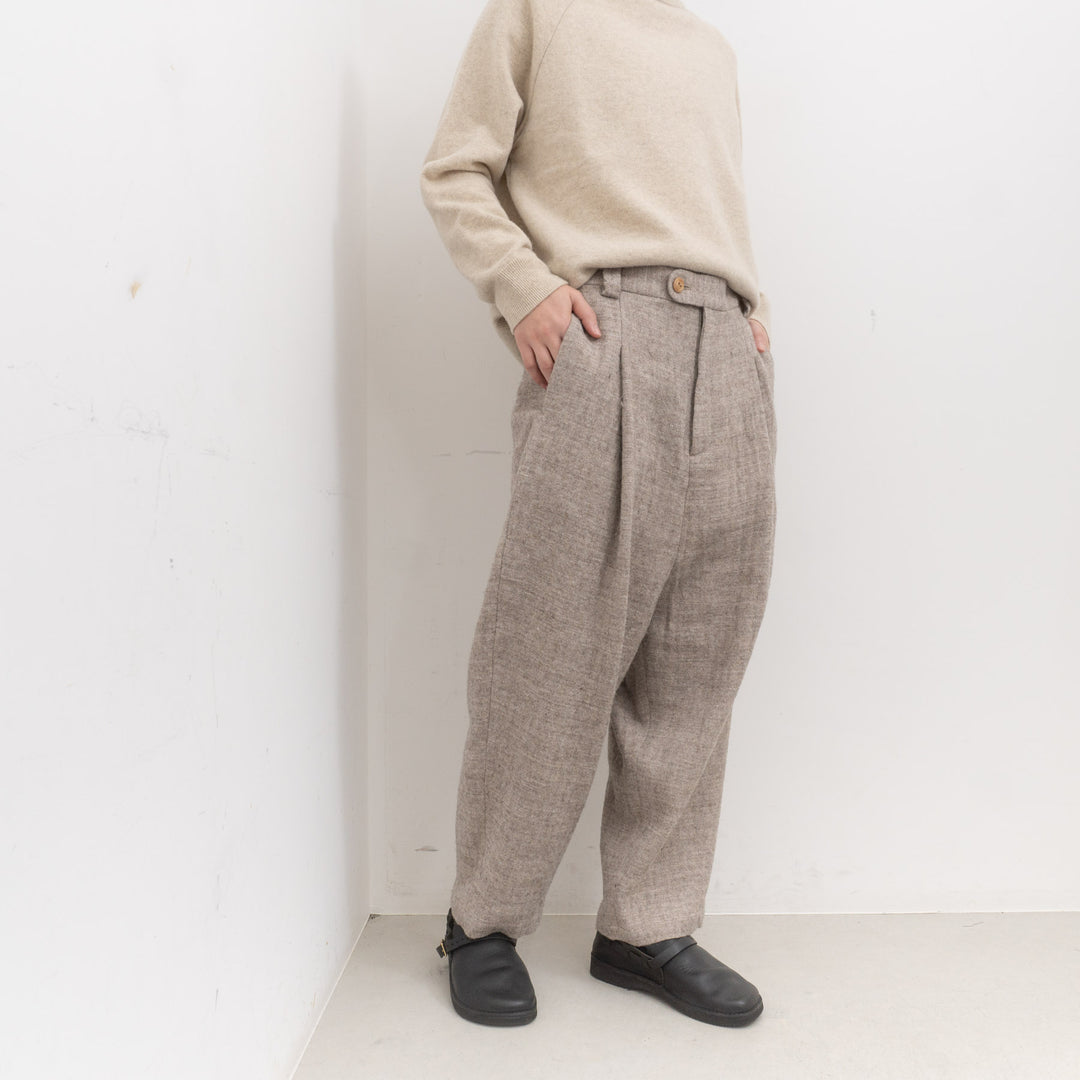 atelier naruse /WOMEN　shetland wool linen tuck wide pants na-f05113