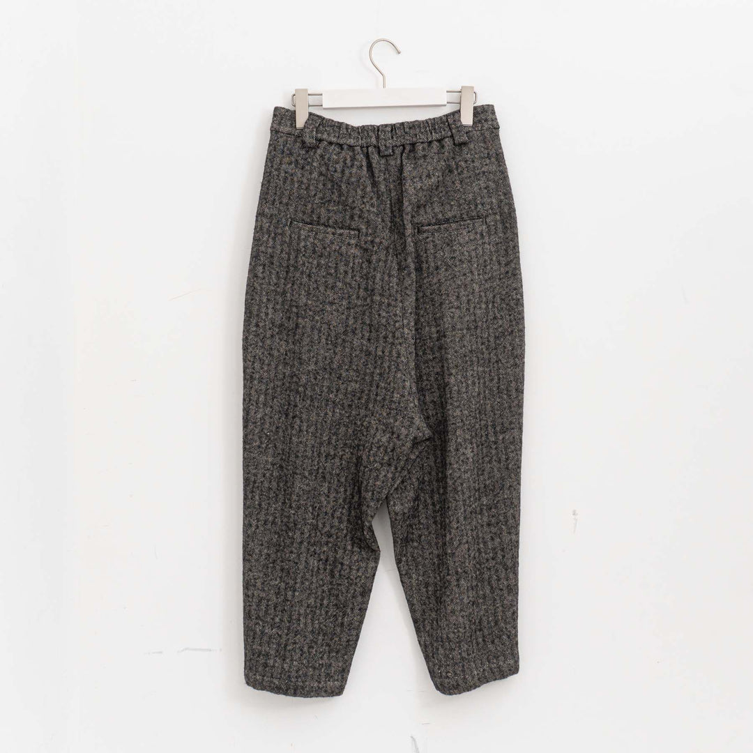 atelier naruse /WOMEN　shetland wool linen tuck wide pants na-f05113