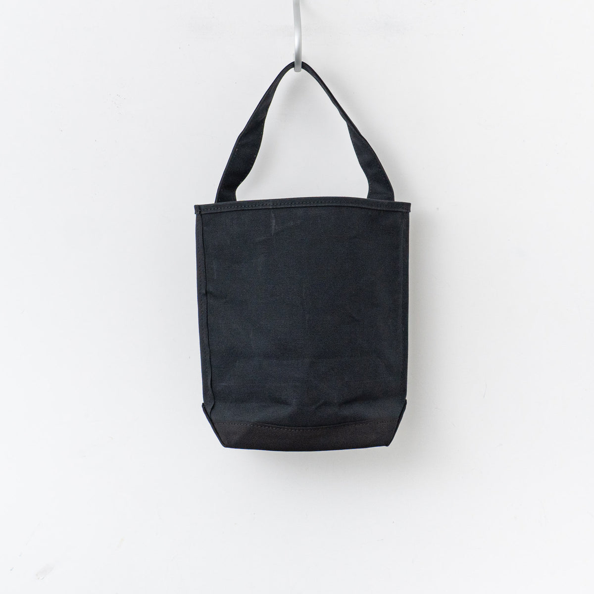 TEMBEA｜BAGUETTE TOTE BK/BK(BLACK-STITCH)