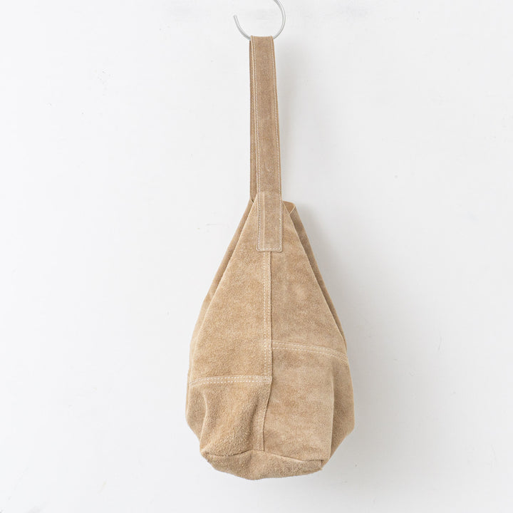 SUNSHINE+CLOUD/　suede bag size.M