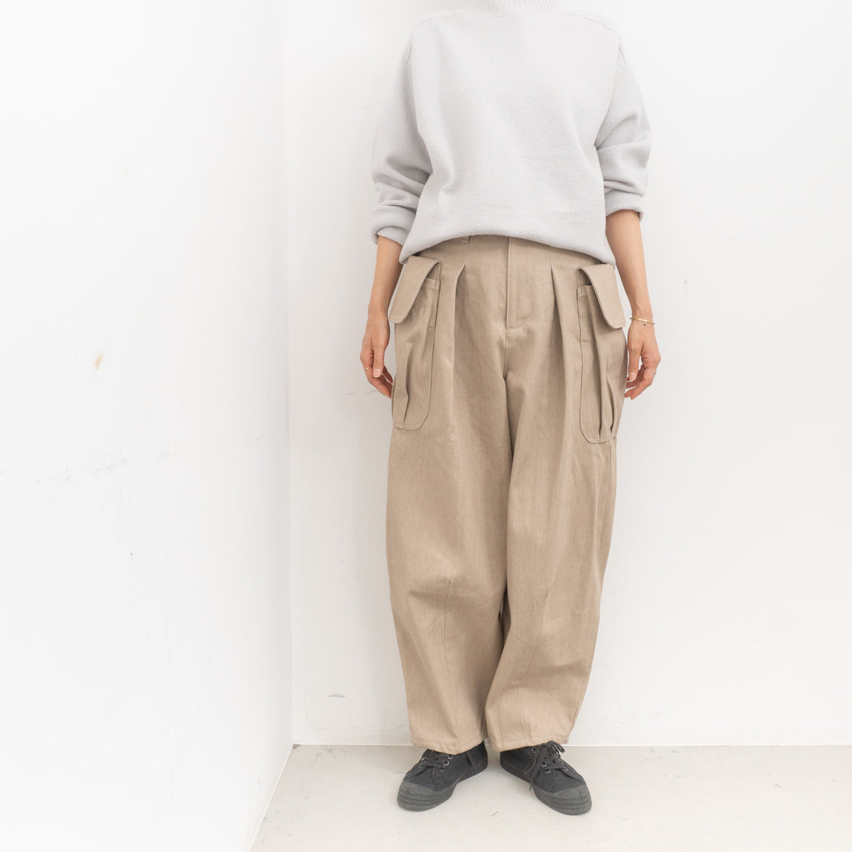 ASEEDONCLÖUD｜WOMEN　P.E. trousers 252203