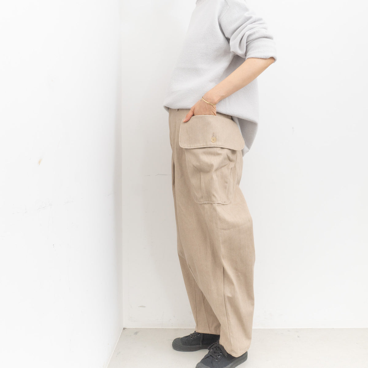 ASEEDONCLÖUD｜WOMEN　P.E. trousers 252203