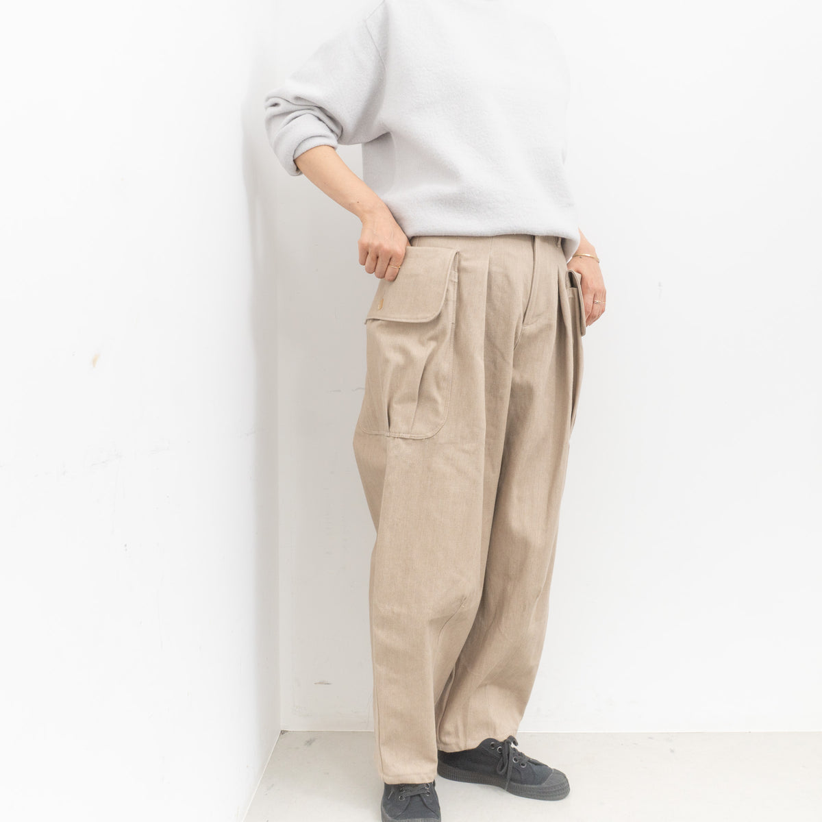 ASEEDONCLÖUD｜WOMEN　P.E. trousers 252203