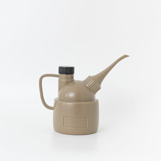 POST GENERAL｜モチーフオイルカン ウォータリングジャグ　1.3Ｌ（サンドベージュ）